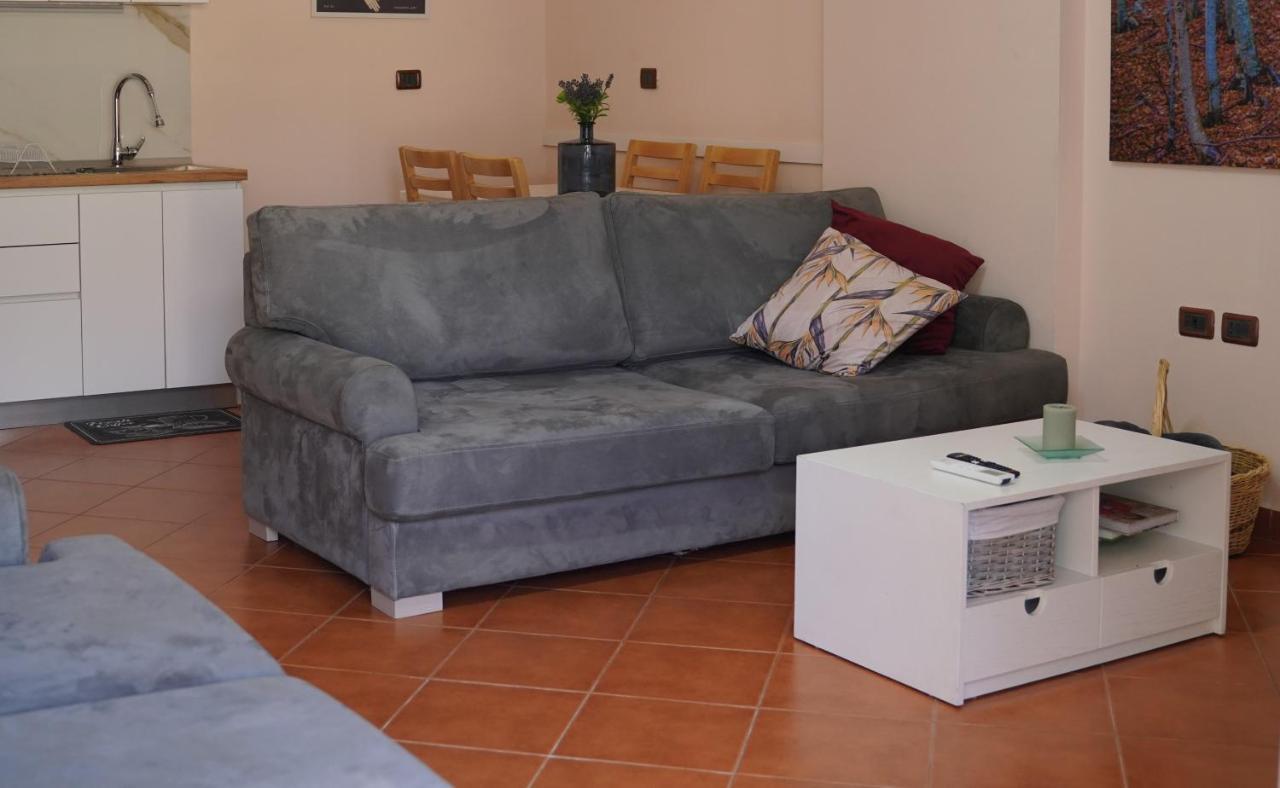 Stylish Apartment Near Tirana Center Екстериор снимка