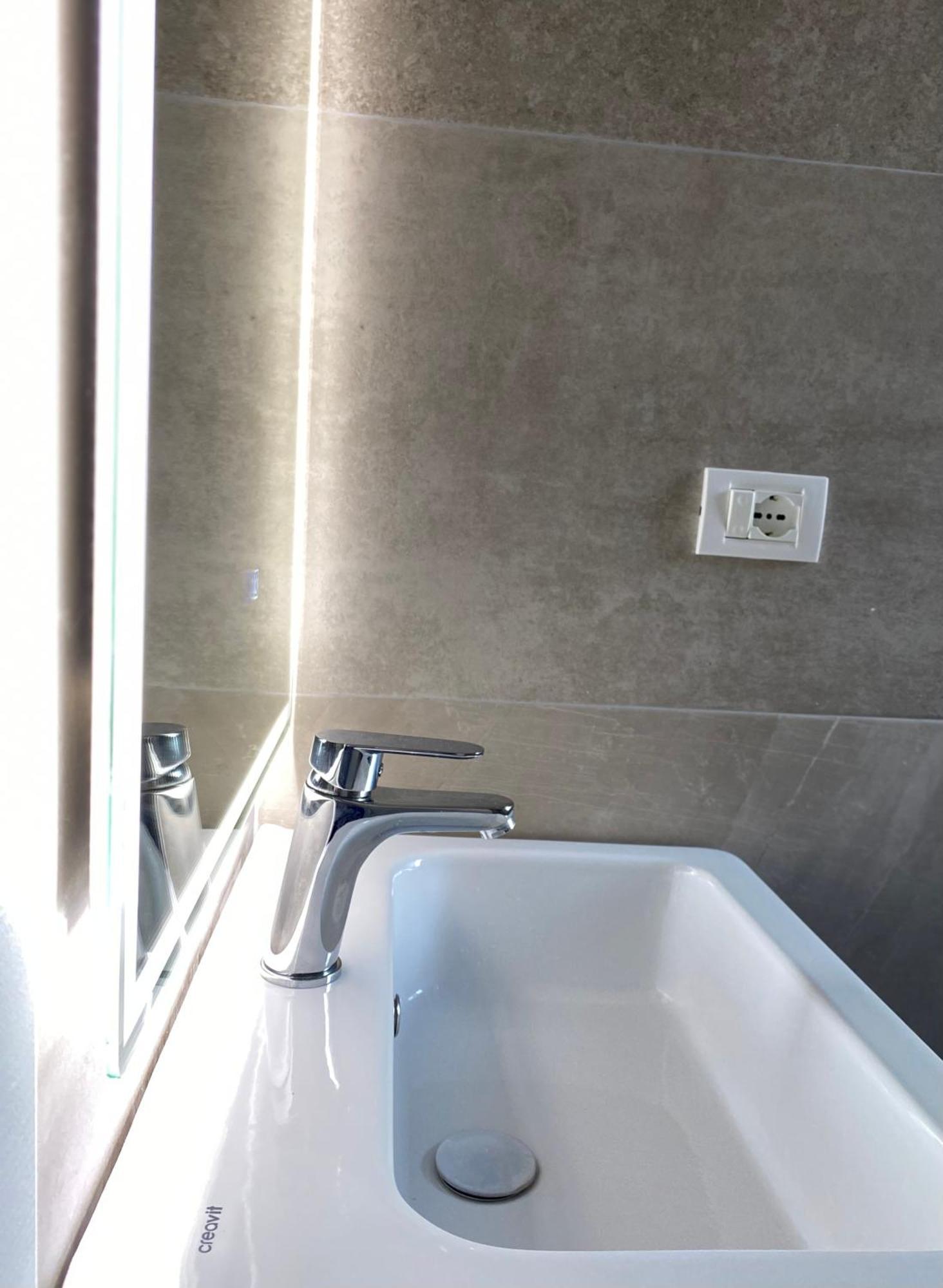 Stylish Apartment Near Tirana Center Екстериор снимка